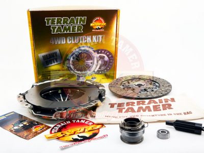 TOYOTA LAND CRUISER HDJ80-ANNO 5/1990-2/1998-KIT FRIZIONE STD T/T INCLUDE CUSCINETTO SPIGOT 300 MM X 14 SCANALATURA-TERRAIN TAMER