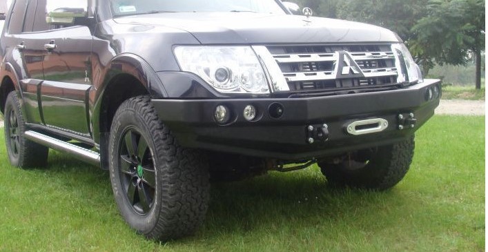 Zderzak Przod Mitsubishi Pajero Iv 06 15
